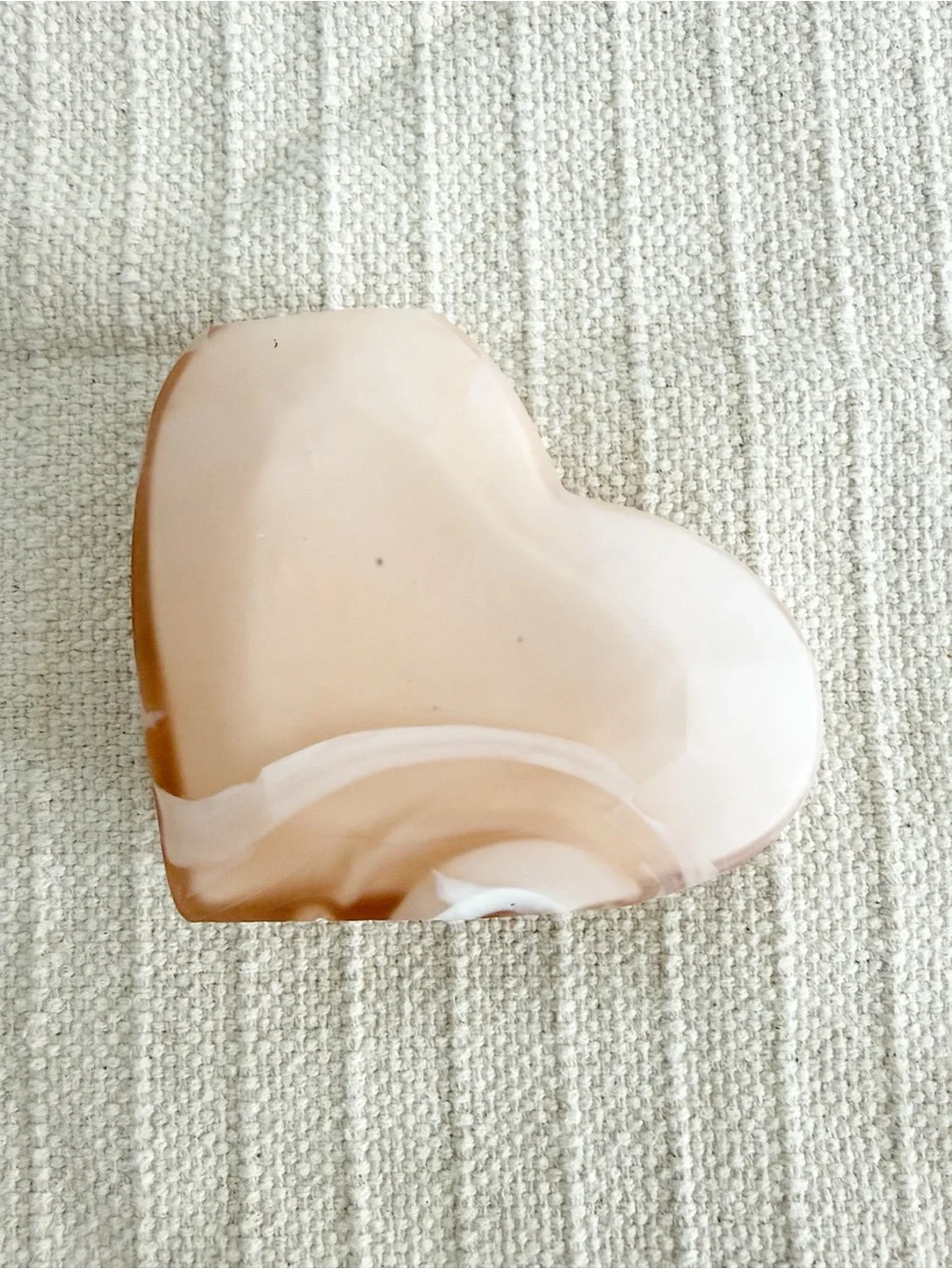 Kendra Scott Pink Heart-Shaped Bud Glass Vase Handblown